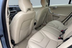 Volvo S60 bild 8