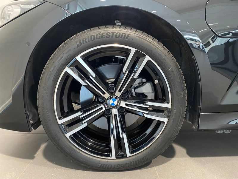 BMW 330 bild 3