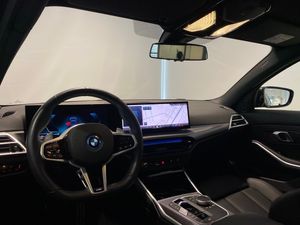 BMW 330 bild 6