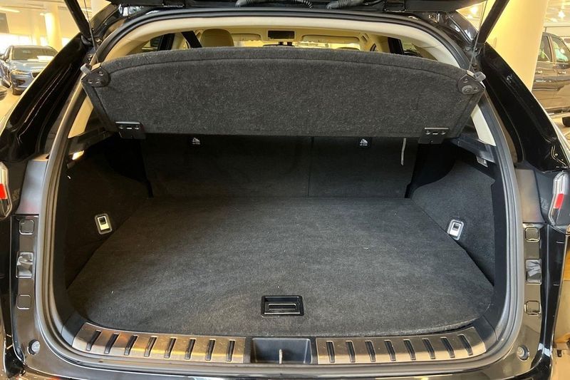 Lexus NX bild 20