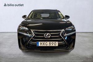 Lexus NX bild 2
