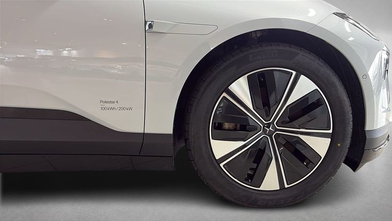 Polestar 4 bild 6