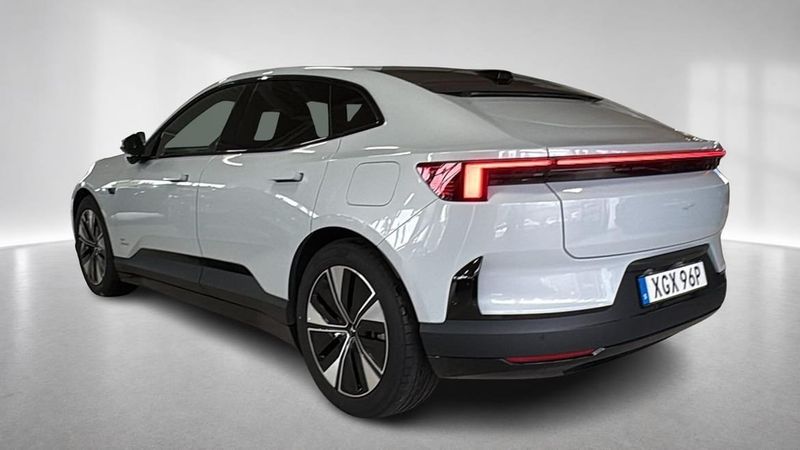 Polestar 4 bild 8