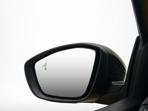 Peugeot e-208 bild 21
