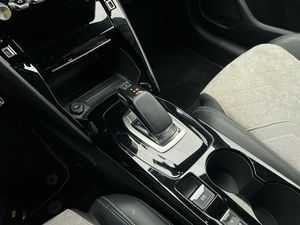 Peugeot e-208 bild 11