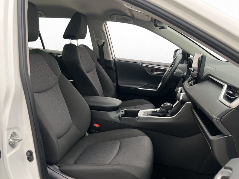 Toyota RAV4 bild 26