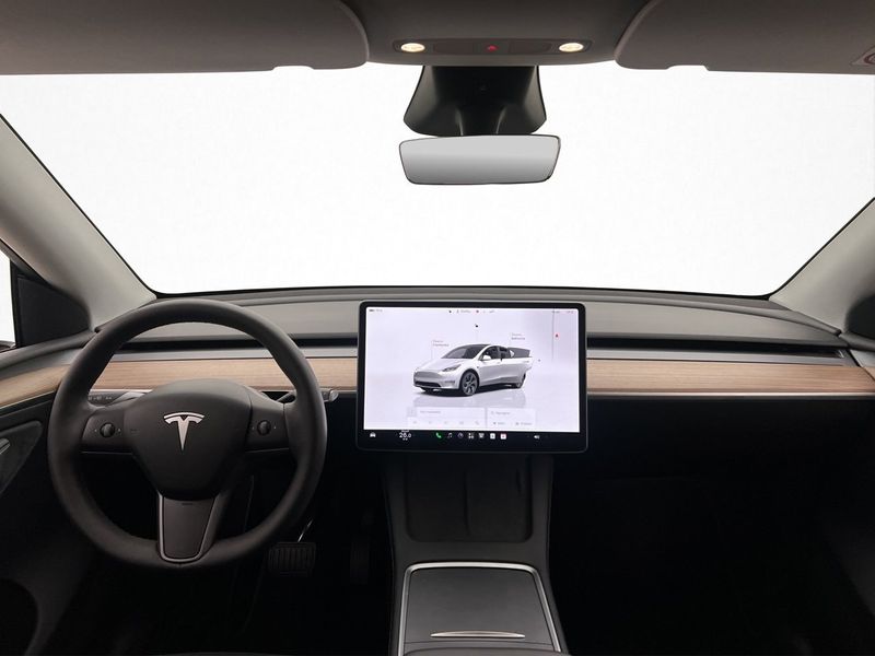 Tesla Model Y bild 13