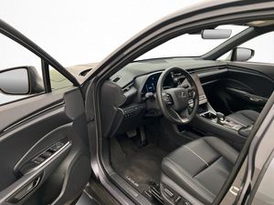 Lexus LBX bild 12