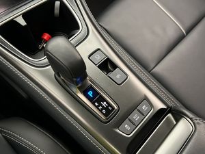 Lexus LBX bild 25
