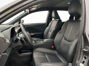 Lexus LBX bild 13