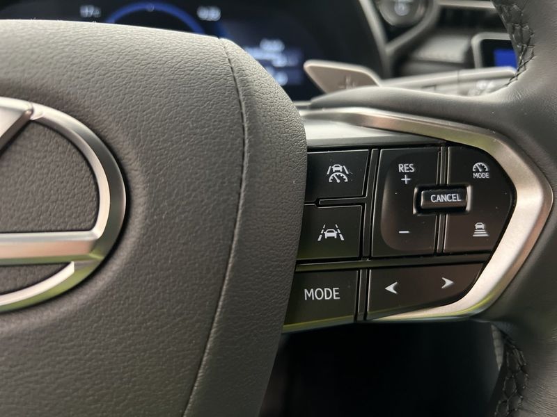 Lexus LBX bild 20