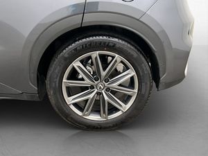 Lexus LBX bild 32