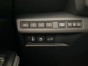Lexus LBX bild 16