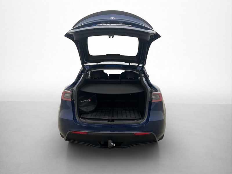 Tesla Model Y bild 27