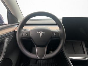 Tesla Model Y bild 14