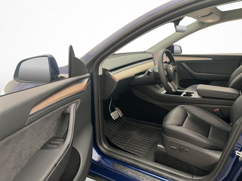 Tesla Model Y bild 11
