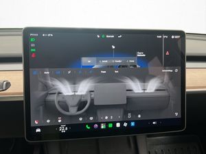 Tesla Model Y bild 18