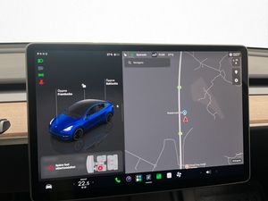 Tesla Model Y bild 16