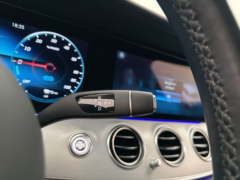 Mercedes E300 bild 18