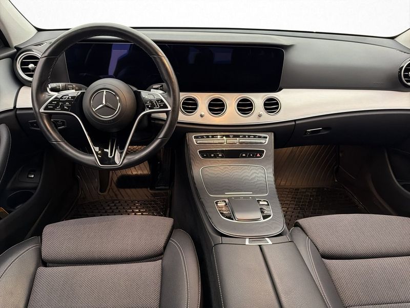 Mercedes E300 bild 13