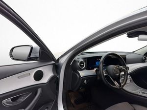 Mercedes E300 bild 11
