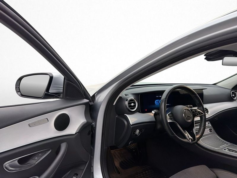 Mercedes E300 bild 11