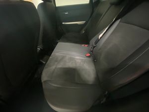 Suzuki Vitara bild 6
