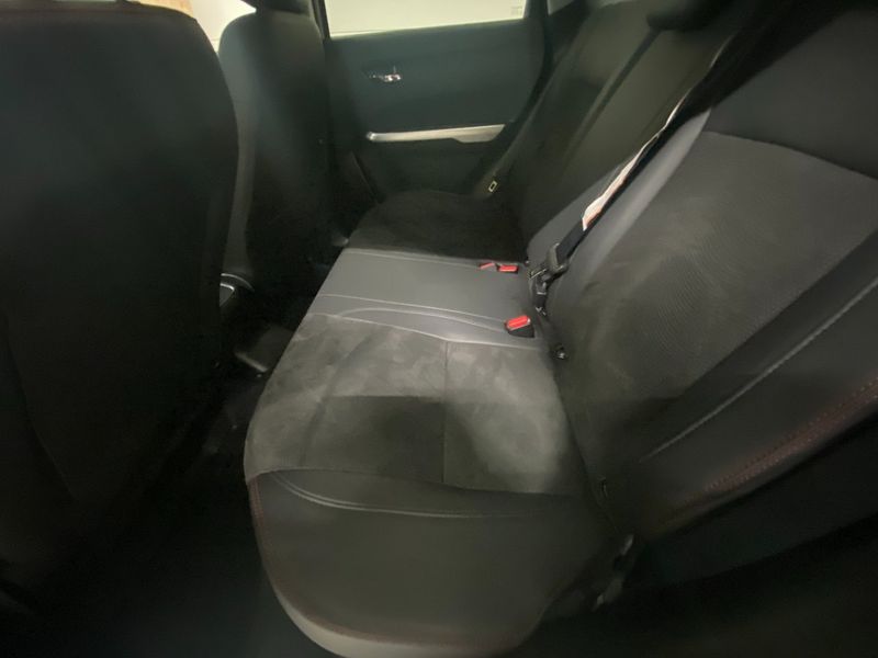 Suzuki Vitara bild 6