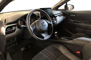 Toyota C-HR bild 14