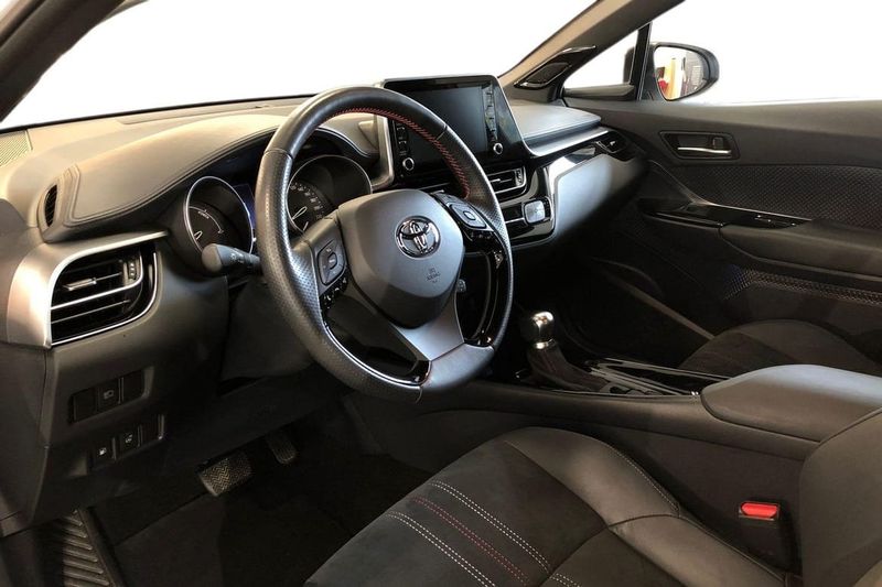 Toyota C-HR bild 14
