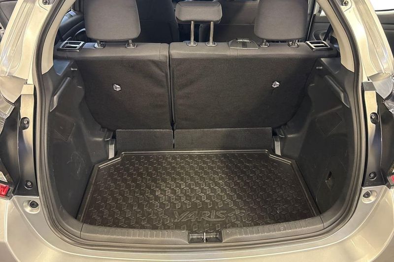 Toyota Yaris bild 12