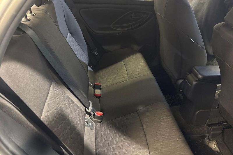 Toyota Yaris bild 9