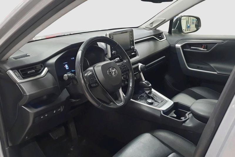 Toyota RAV4 bild 7