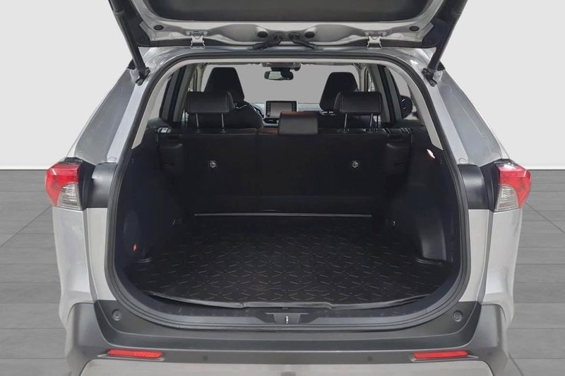 Toyota RAV4 bild 11