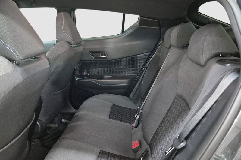 Toyota C-HR bild 8