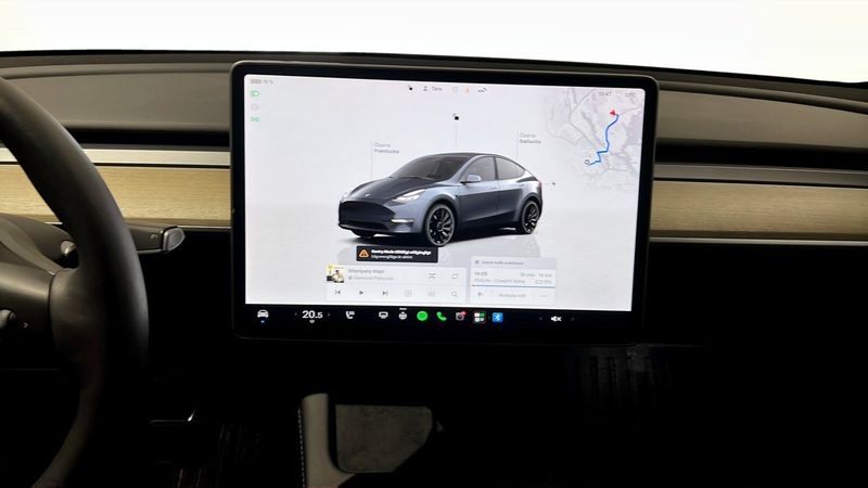 Tesla Model Y bild 9