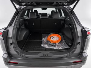 Toyota bZ4X Touring bild 4