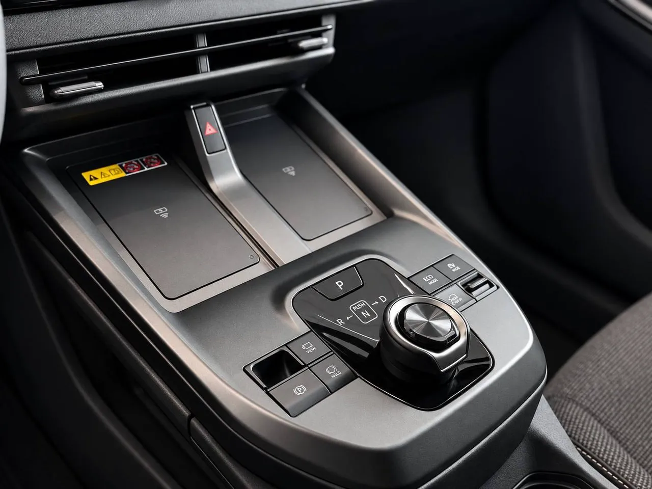 Toyota bZ4X Touring bild 6