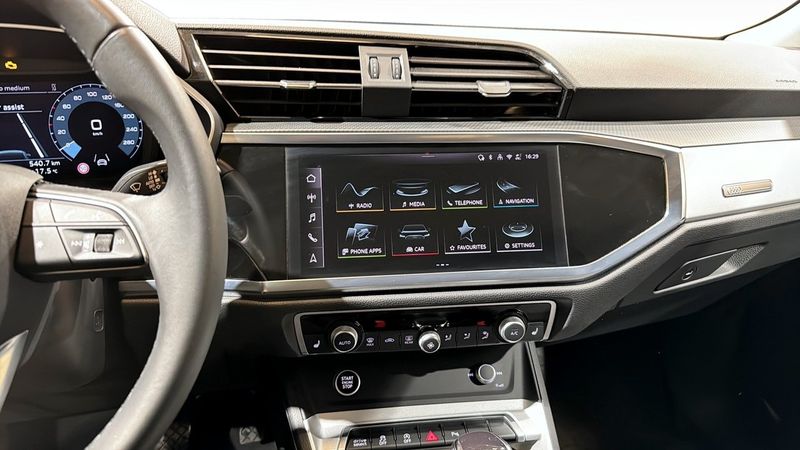 Audi Q3 bild 9