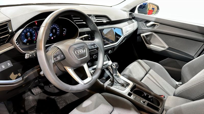 Audi Q3 bild 7
