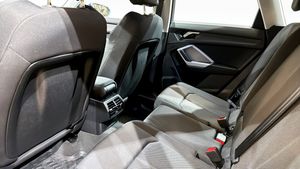 Audi Q3 bild 11