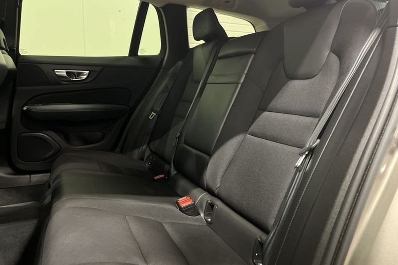 Volvo V60 bild 8