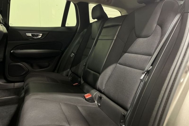 Volvo V60 bild 8