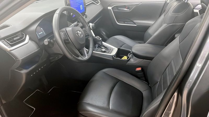 Toyota RAV4 bild 7