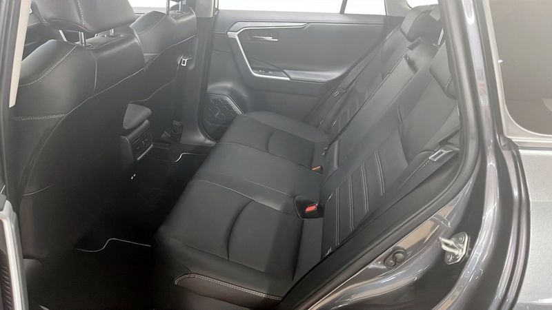 Toyota RAV4 bild 11