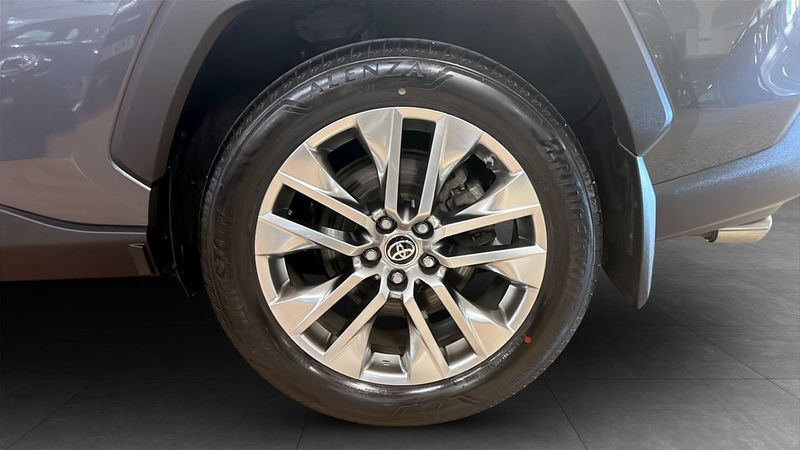 Toyota RAV4 bild 6