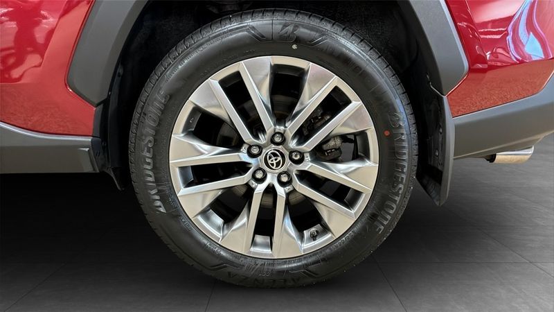 Toyota RAV4 bild 6