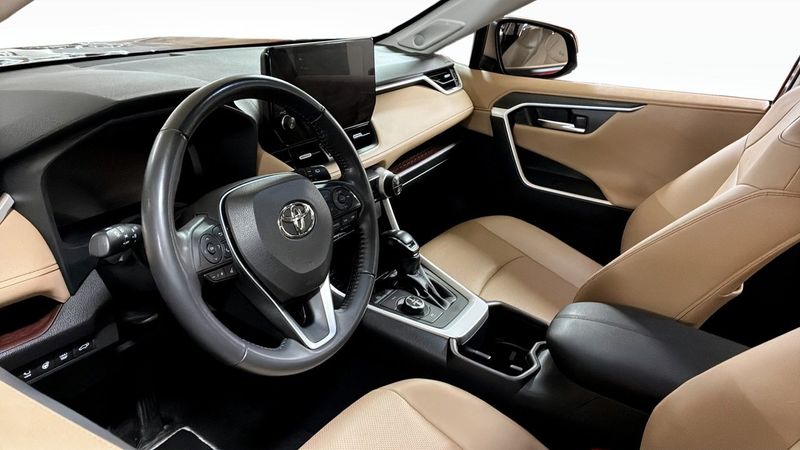 Toyota RAV4 bild 7