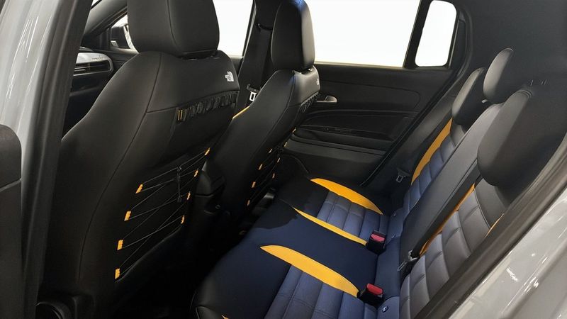 Jeep Avenger bild 11