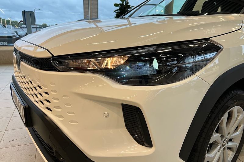 Toyota Corolla Cross bild 24